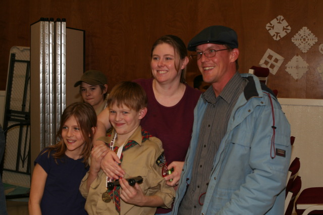 2010/01(January)/Pack409-Pinewood-Derby/640x480_2010-01-16-Pack409-Pinewood-Derby-176.JPG