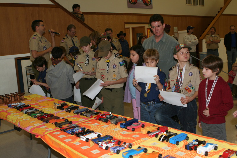 2010/01(January)/Pack409-Pinewood-Derby/800x600_2010-01-16-Pack409-Pinewood-Derby-002.JPG