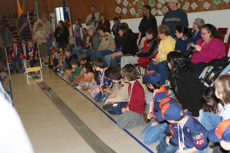2010/01(January)/Pack409-Pinewood-Derby/800x600_2010-01-16-Pack409-Pinewood-Derby-022.JPG