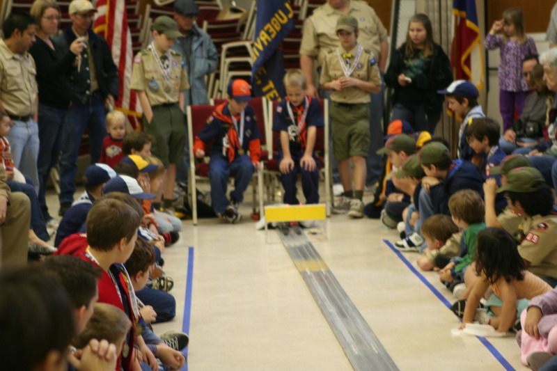 2010-01-16-Pack409-Pinewood-Derby-023.JPG