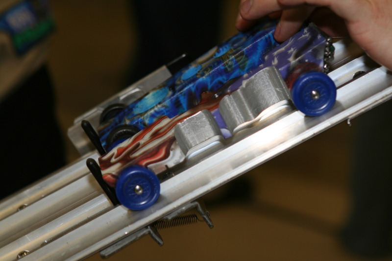 2010/01(January)/Pack409-Pinewood-Derby/800x600_2010-01-16-Pack409-Pinewood-Derby-046.JPG