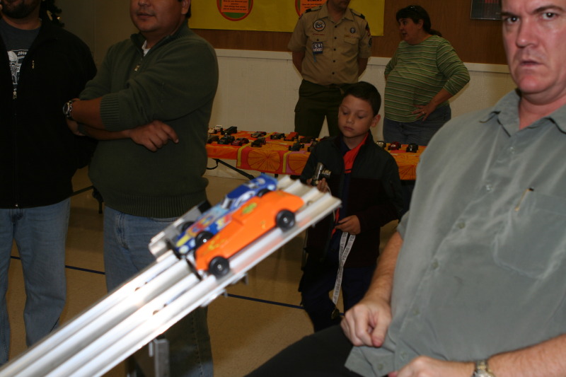 2010/01(January)/Pack409-Pinewood-Derby/800x600_2010-01-16-Pack409-Pinewood-Derby-061.JPG