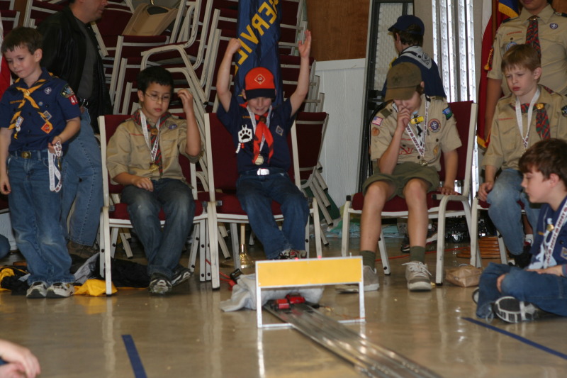 2010/01(January)/Pack409-Pinewood-Derby/800x600_2010-01-16-Pack409-Pinewood-Derby-120-Sebastian.JPG