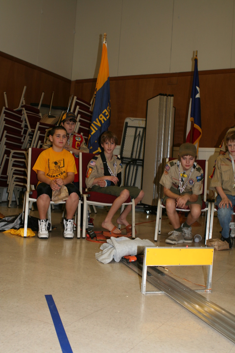 2010/01(January)/Pack409-Pinewood-Derby/800x600_2010-01-16-Pack409-Pinewood-Derby-133-CJ-Chance.JPG