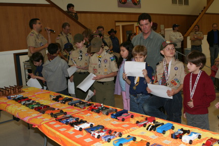 2010-01-16-Pack409-Pinewood-Derby-002.JPG
