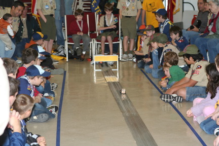 2010-01-16-Pack409-Pinewood-Derby-027.JPG