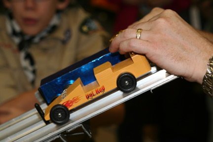 2010-01-16-Pack409-Pinewood-Derby-049.JPG