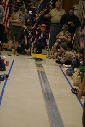2010-01-16-Pack409-Pinewood-Derby-065.JPG
