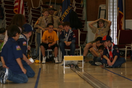 2010-01-16-Pack409-Pinewood-Derby-100-CJ.JPG