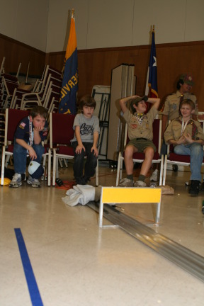 2010-01-16-Pack409-Pinewood-Derby-144.JPG