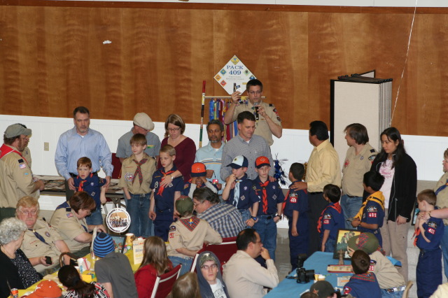 2010-02-20-Pack409-Blue-and-Gold-34.JPG
