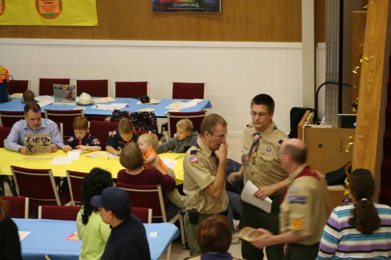 2010/02(February)/Pack409-Blue-and-Gold/800x600_2010-02-20-Pack409-Blue-and-Gold-09-Travis-Matt.JPG
