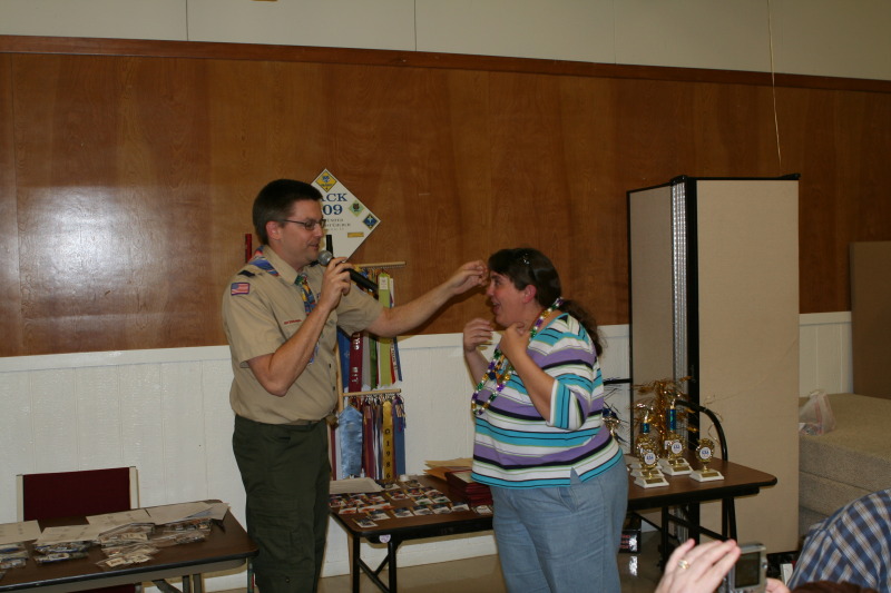 2010/02(February)/Pack409-Blue-and-Gold/800x600_2010-02-20-Pack409-Blue-and-Gold-22-Matt.JPG