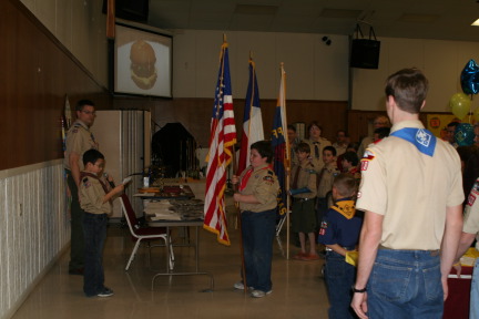 2010-02-20-Pack409-Blue-and-Gold-02.JPG