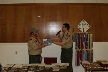 2010-02-20-Pack409-Blue-and-Gold-27.JPG