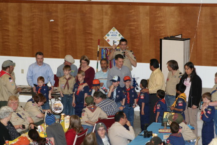 2010-02-20-Pack409-Blue-and-Gold-34.JPG