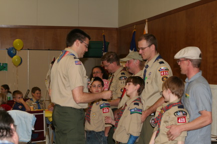 2010-02-20-Pack409-Blue-and-Gold-53-Travis-Chance-Matt.JPG
