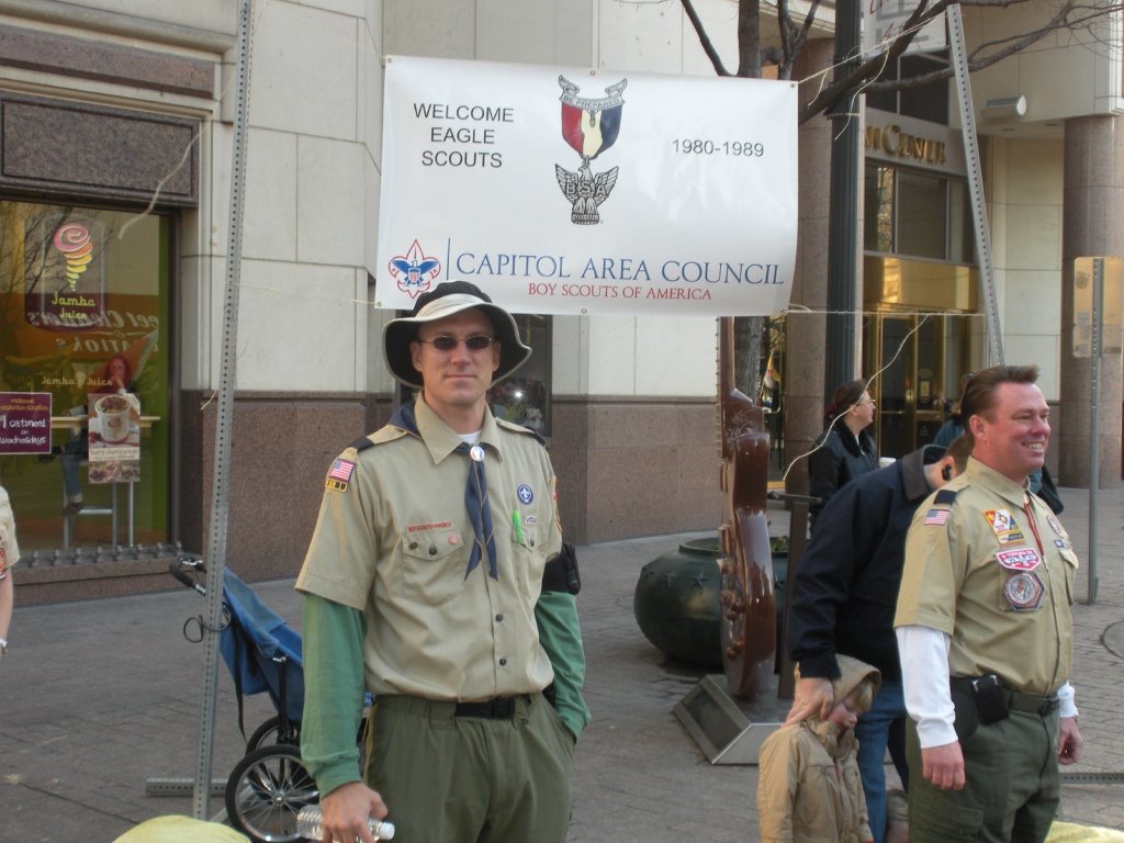 2010/02(February)/Pack409-Report-to-State/1024x768_2010-02-06-Pack409-Report-to-State-14-Travis-Eagle-sign.JPG