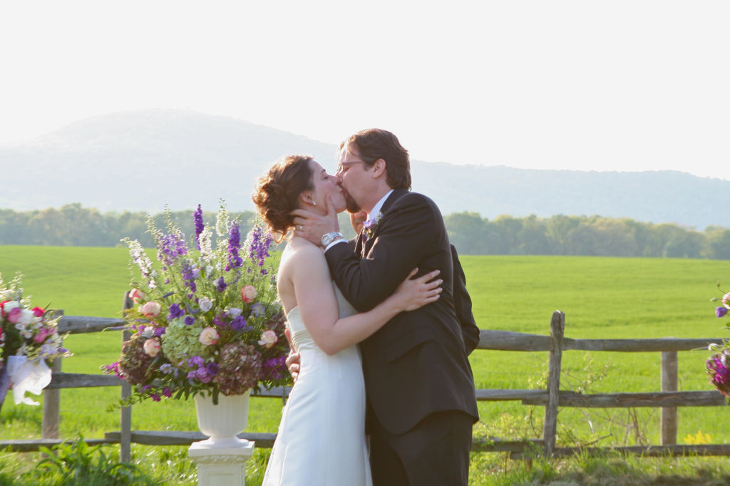 2010/04(April)/Lindsay-Andrew-Wedding/1024x768_2010-04-23-Lindsay-Andrew-Wedding-083.jpg