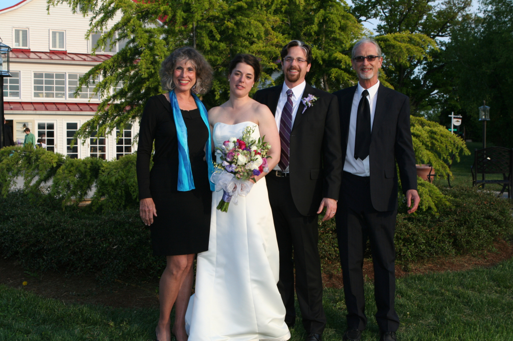 2010/04(April)/Lindsay-Andrew-Wedding/1024x768_2010-04-23-Lindsay-Andrew-Wedding-115.jpg