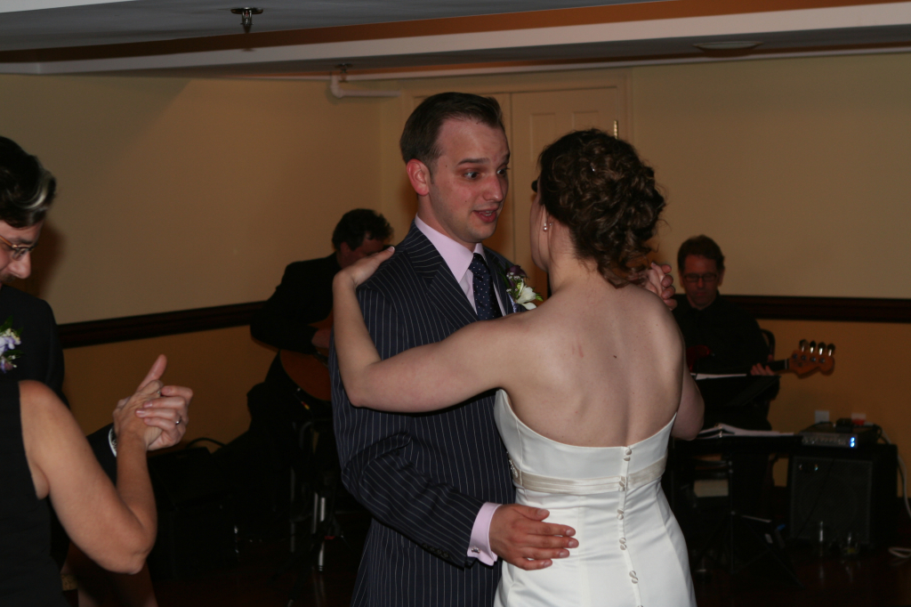 2010/04(April)/Lindsay-Andrew-Wedding/1024x768_2010-04-23-Lindsay-Andrew-Wedding-160.jpg