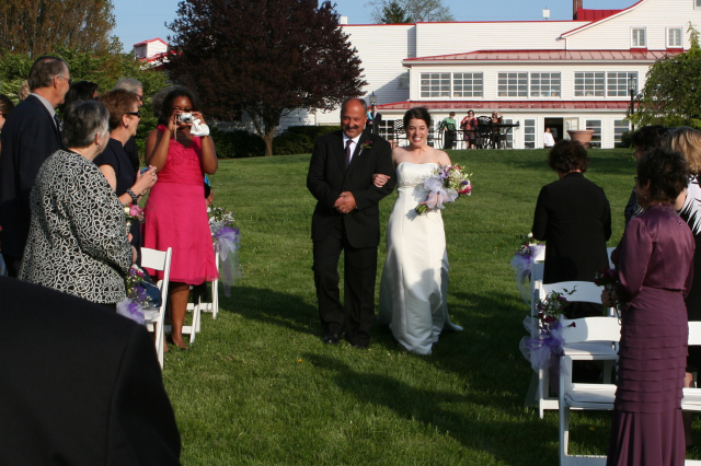 2010-04-23-Lindsay-Andrew-Wedding-069.jpg