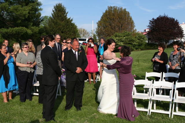 2010/04(April)/Lindsay-Andrew-Wedding/640x480_2010-04-23-Lindsay-Andrew-Wedding-071.jpg