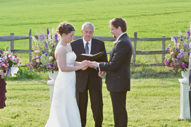 2010/04(April)/Lindsay-Andrew-Wedding/640x480_2010-04-23-Lindsay-Andrew-Wedding-082.jpg