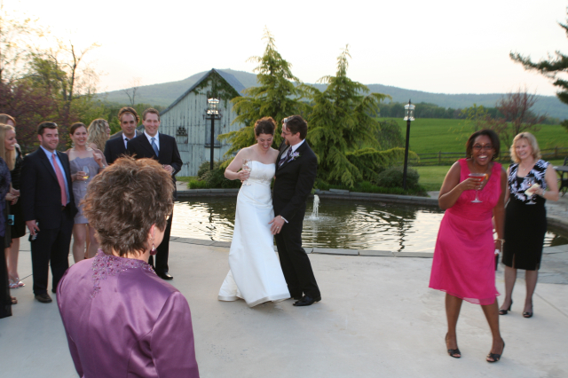 2010/04(April)/Lindsay-Andrew-Wedding/640x480_2010-04-23-Lindsay-Andrew-Wedding-130.jpg