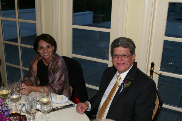 2010/04(April)/Lindsay-Andrew-Wedding/640x480_2010-04-23-Lindsay-Andrew-Wedding-147.jpg