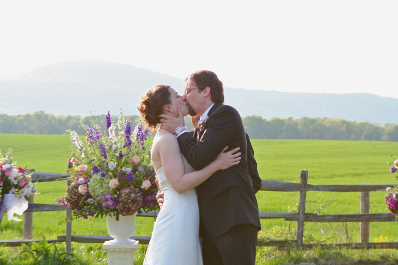 2010/04(April)/Lindsay-Andrew-Wedding/800x600_2010-04-23-Lindsay-Andrew-Wedding-083.jpg