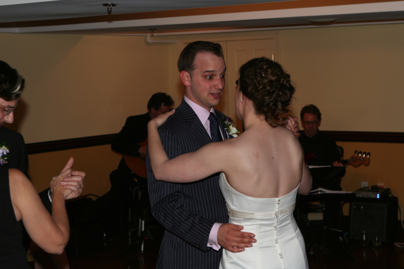2010/04(April)/Lindsay-Andrew-Wedding/800x600_2010-04-23-Lindsay-Andrew-Wedding-160.jpg