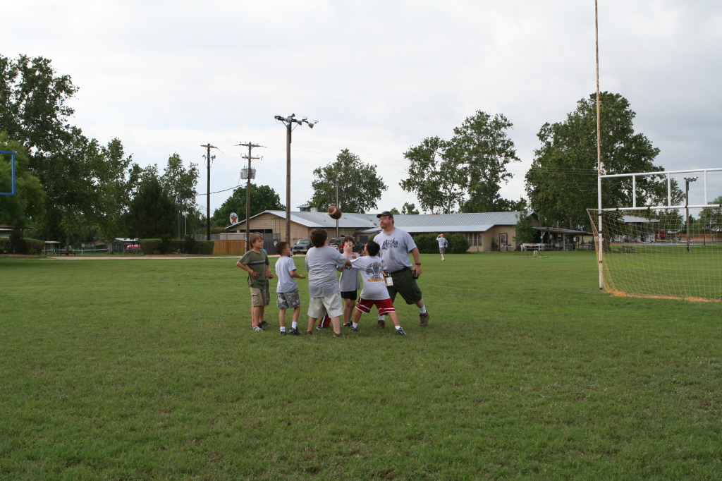 2010-05-22-Pack409-Camp-Champions-034-Football-Quiddich.JPG