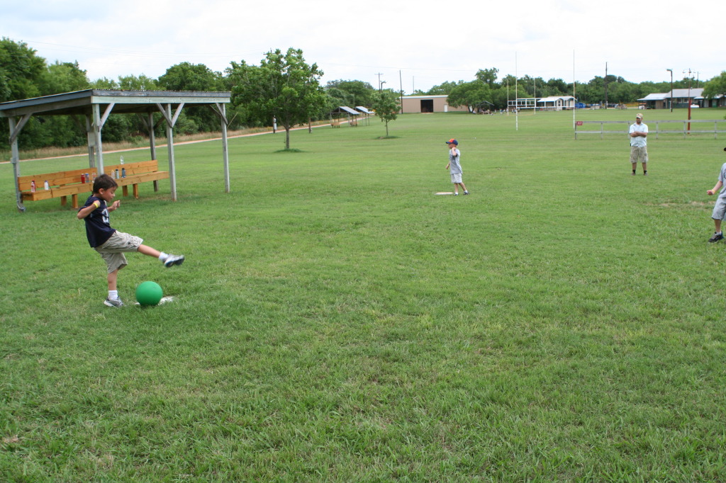 2010-05-22-Pack409-Camp-Champions-069-Kickball.JPG