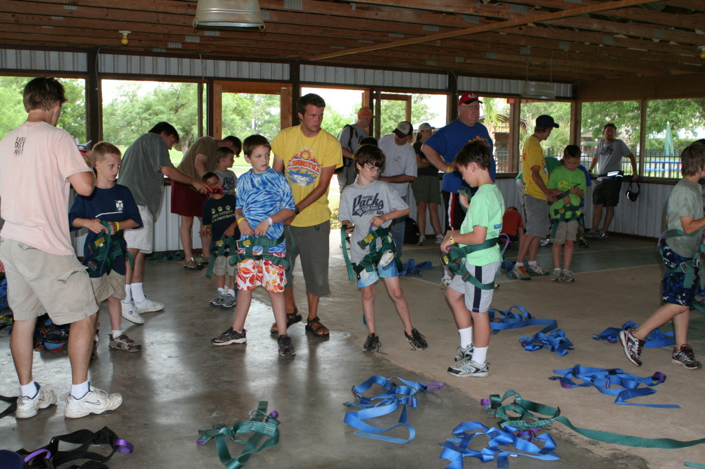 2010/05(May)/Pack409-Camp-Champions/1024x768_2010-05-22-Pack409-Camp-Champions-124-Case-Dax.JPG