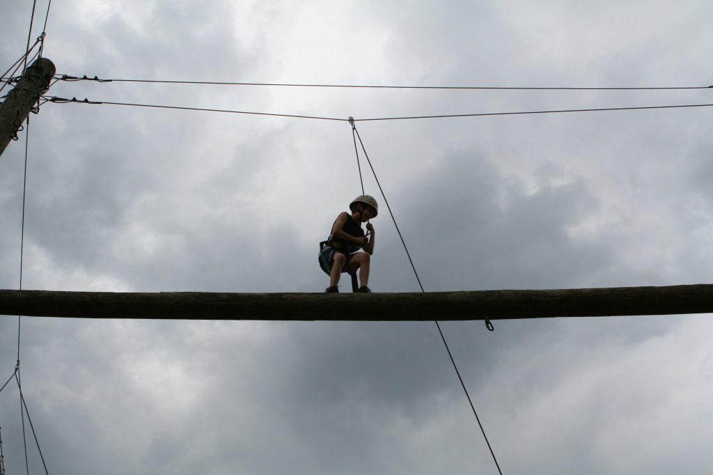 2010/05(May)/Pack409-Camp-Champions/1024x768_2010-05-22-Pack409-Camp-Champions-136-High-Ropes-Andrew.JPG