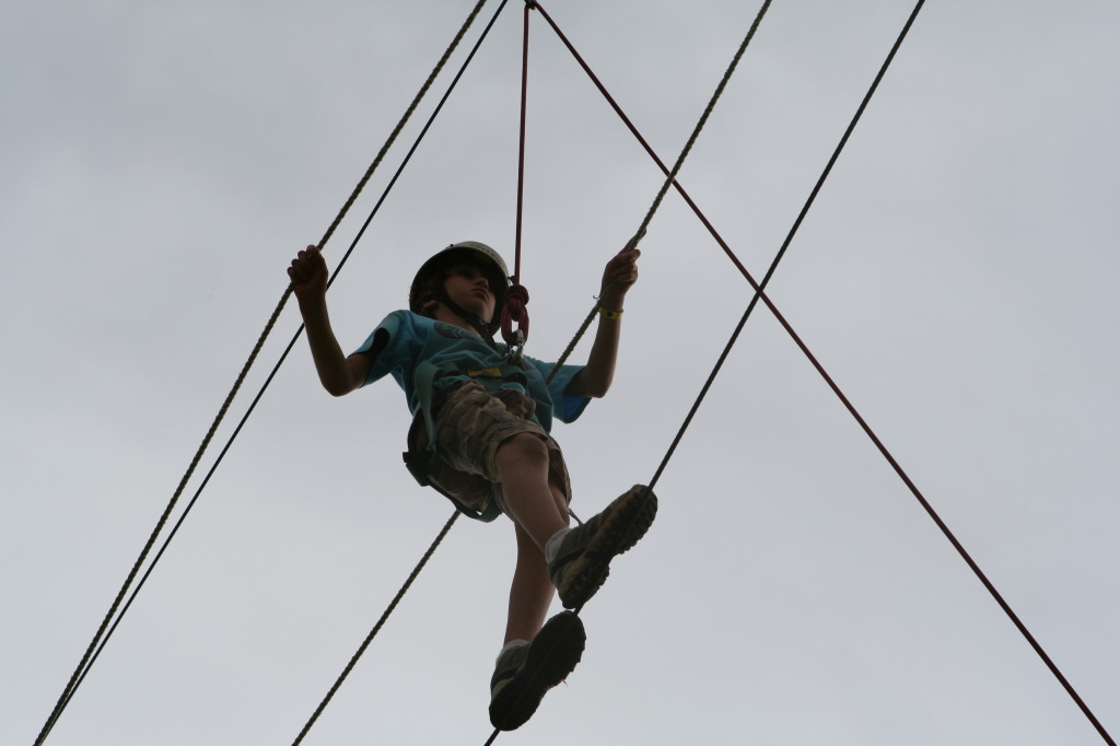 2010/05(May)/Pack409-Camp-Champions/1024x768_2010-05-22-Pack409-Camp-Champions-171-High-Ropes-Chance.JPG