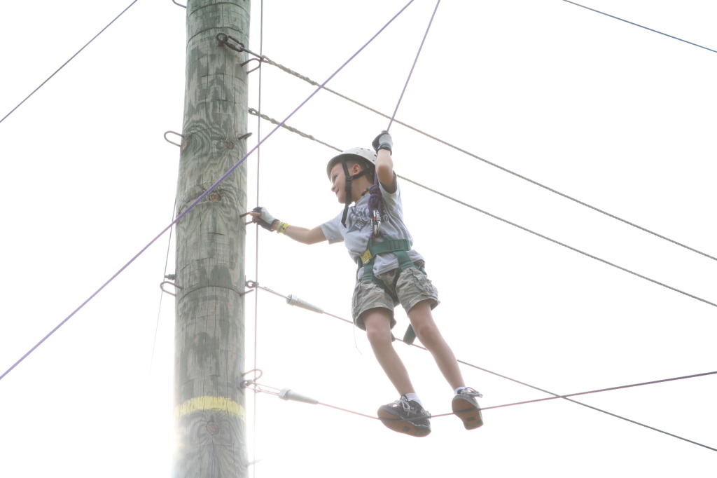 2010/05(May)/Pack409-Camp-Champions/1024x768_2010-05-22-Pack409-Camp-Champions-194-High-Ropes.JPG