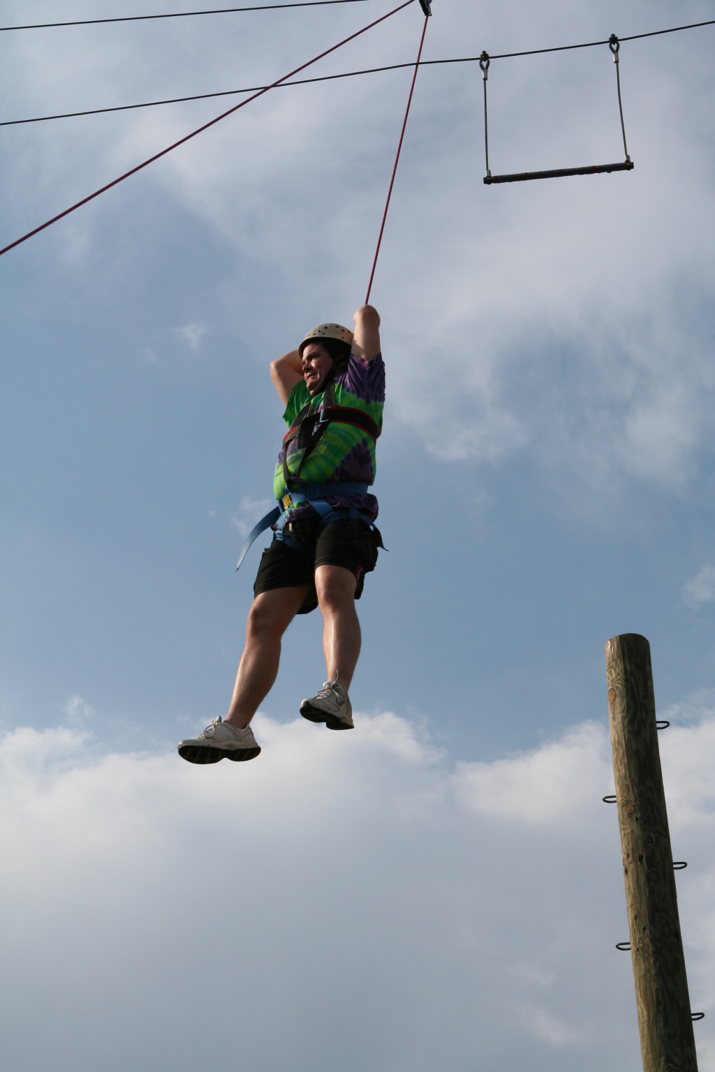 2010/05(May)/Pack409-Camp-Champions/1024x768_2010-05-22-Pack409-Camp-Champions-228-Trapeze-Jump-Jimmy.JPG