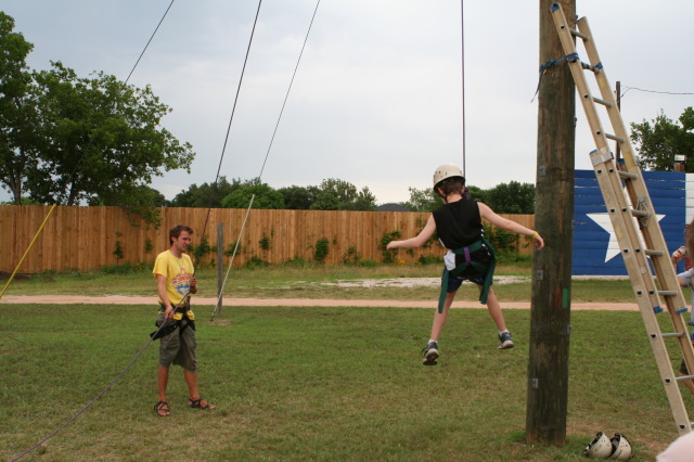 2010/05(May)/Pack409-Camp-Champions/640x480_2010-05-22-Pack409-Camp-Champions-138-High-Ropes-Andrew.JPG