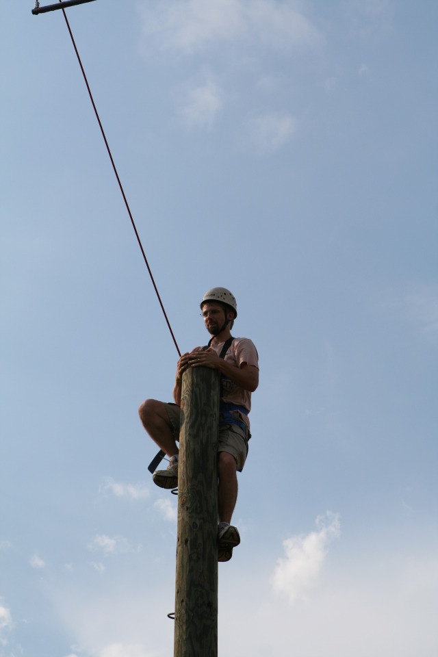 2010/05(May)/Pack409-Camp-Champions/640x480_2010-05-22-Pack409-Camp-Champions-231-Trapeze-Jump.JPG