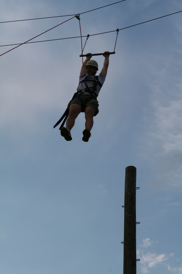2010-05-22-Pack409-Camp-Champions-307-Travis-Trapeze-Jump.JPG