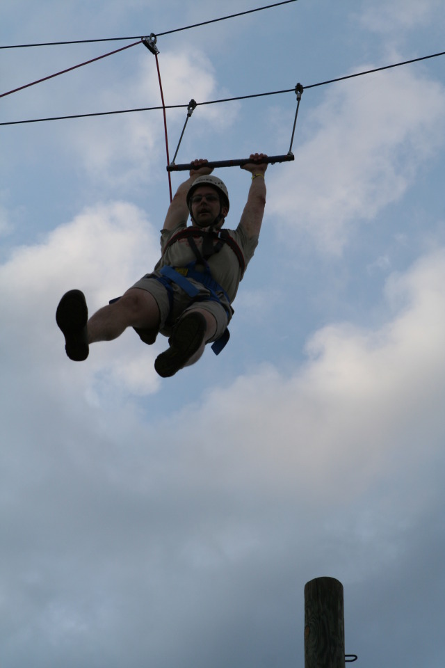2010/05(May)/Pack409-Camp-Champions/640x480_2010-05-22-Pack409-Camp-Champions-336-Matt-Trapeze-Jump.JPG