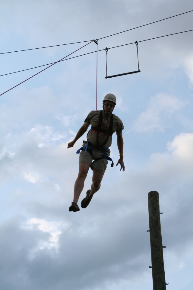 2010/05(May)/Pack409-Camp-Champions/640x480_2010-05-22-Pack409-Camp-Champions-344-Matt-Trapeze-Jump.JPG