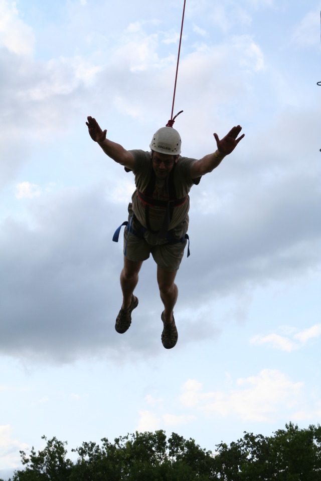 2010-05-22-Pack409-Camp-Champions-356-Matt-Trapeze-Jump.JPG