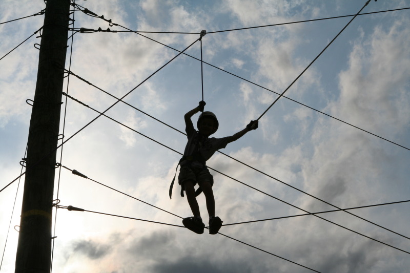 2010/05(May)/Pack409-Camp-Champions/800x600_2010-05-22-Pack409-Camp-Champions-193-High-Ropes.JPG