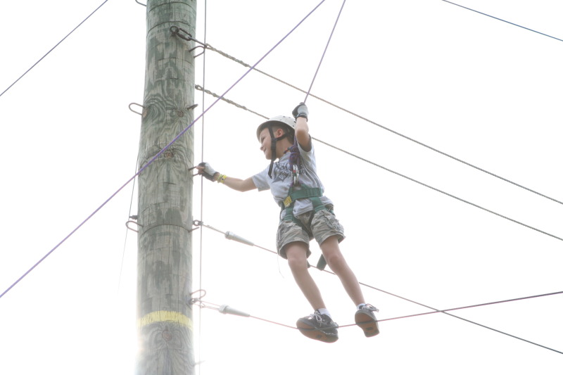 2010/05(May)/Pack409-Camp-Champions/800x600_2010-05-22-Pack409-Camp-Champions-194-High-Ropes.JPG