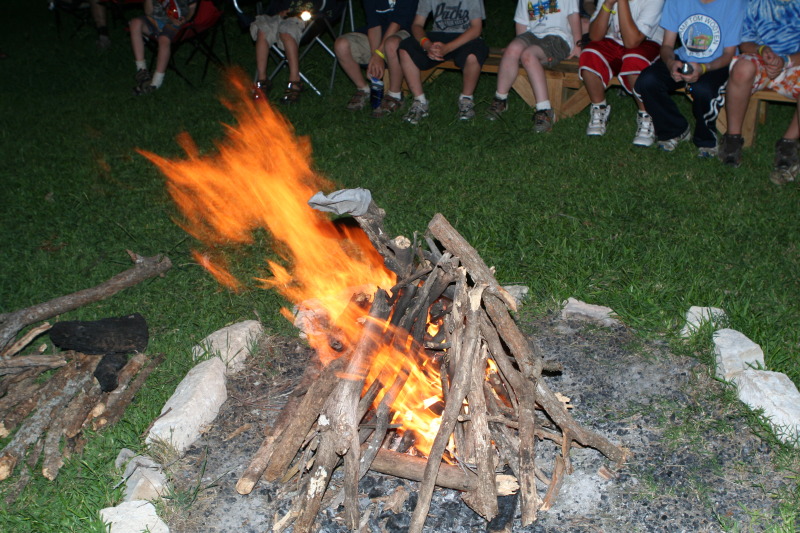 2010-05-22-Pack409-Camp-Champions-371-Campfire.JPG