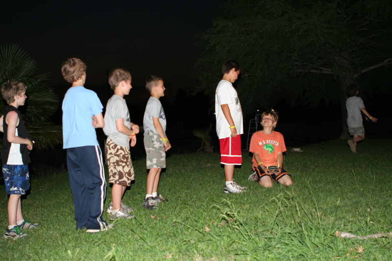 2010/05(May)/Pack409-Camp-Champions/800x600_2010-05-22-Pack409-Camp-Champions-376-Campfire.JPG