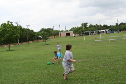 2010-05-22-Pack409-Camp-Champions-017-Kickball-Chance-Thomas.JPG